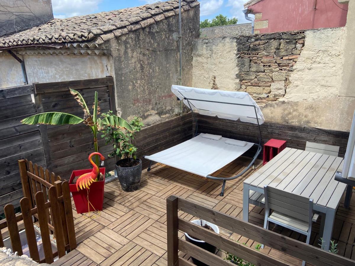 Jacuzzi Prive Chambre Et Table D Hotes Vauvert Exterior foto